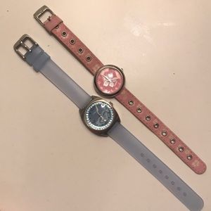 🥳Set of 2 Girls Roxy Watches